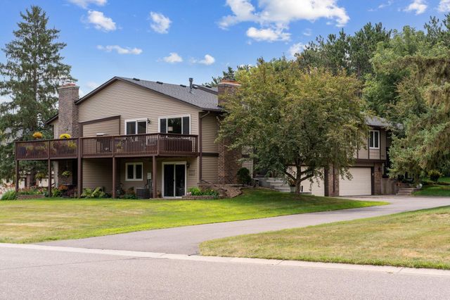 9257 Dartford Road, Woodbury, MN 55125