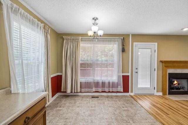 827 Sugarcane Way, Clarksville, TN 37040