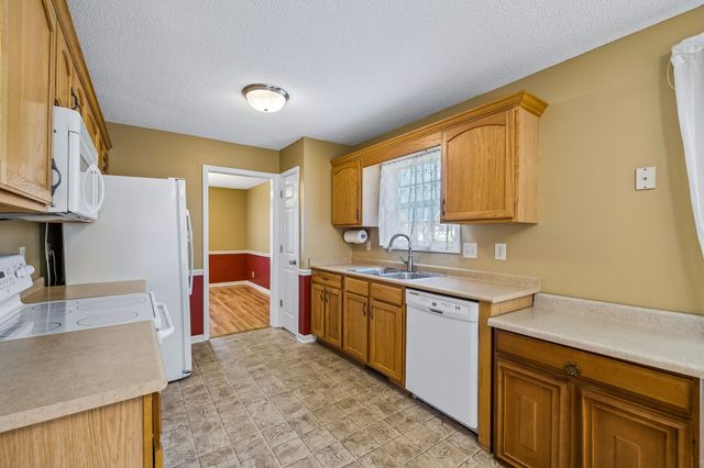 827 Sugarcane Way, Clarksville, TN 37040