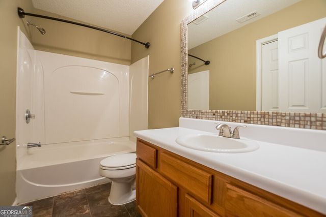 240 Greystone Circle, Hiram, GA 30141