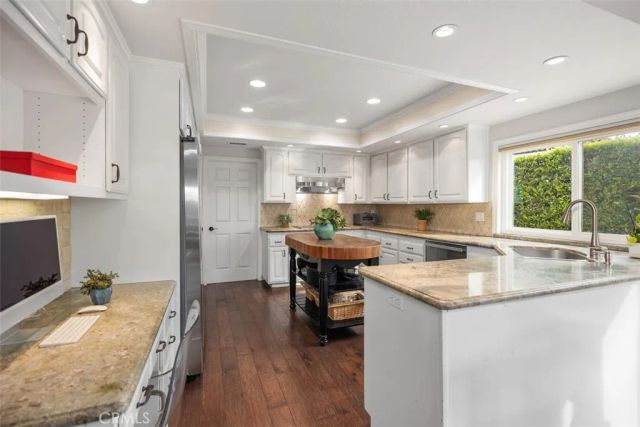 5542 Oakley, Irvine, CA 92603