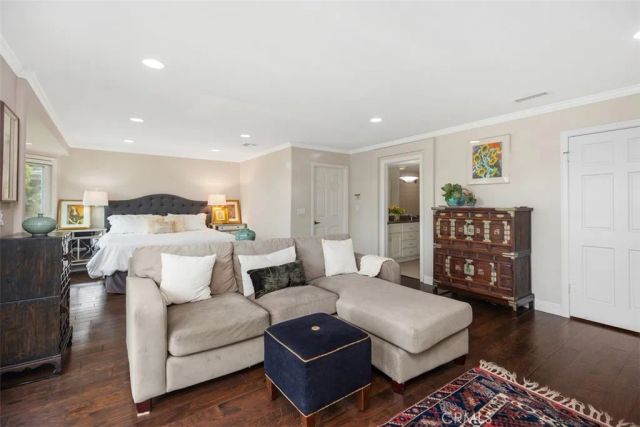 5542 Oakley, Irvine, CA 92603