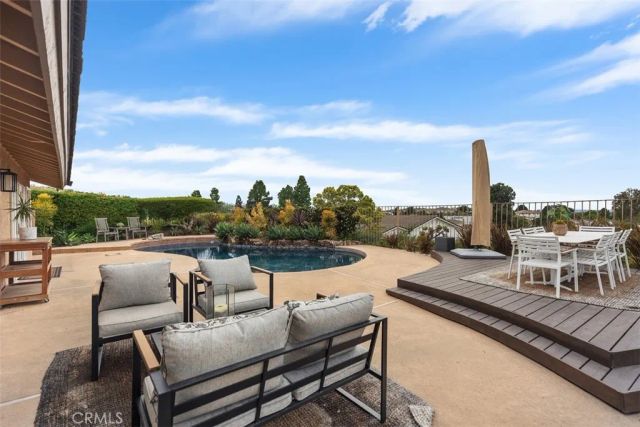 5542 Oakley, Irvine, CA 92603