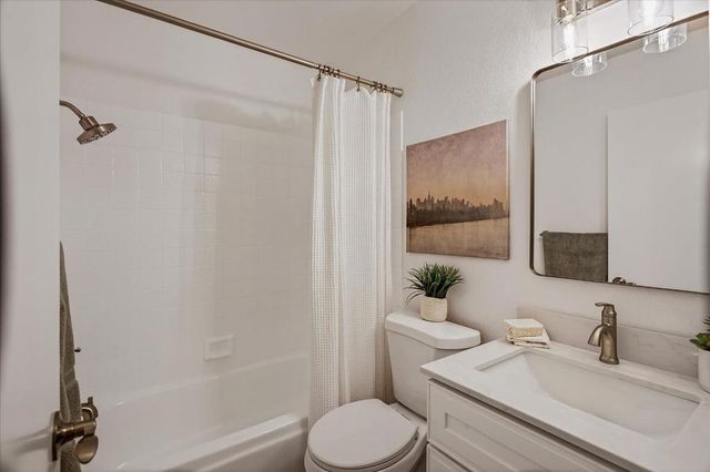 912 La Barbera Drive, San Jose, CA 95126