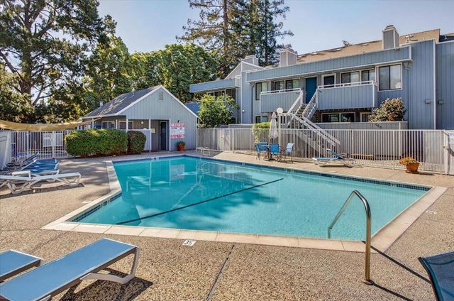 912 La Barbera Drive, San Jose, CA 95126