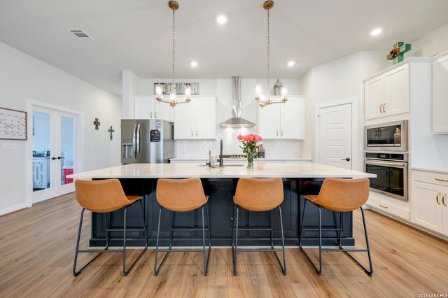 1693 Hidden Fox, New Braunfels, TX 78132