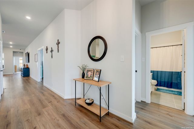 1693 Hidden Fox, New Braunfels, TX 78132