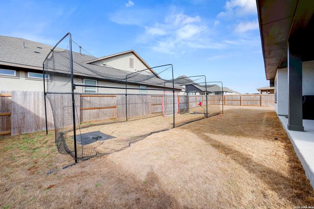 1693 Hidden Fox, New Braunfels, TX 78132