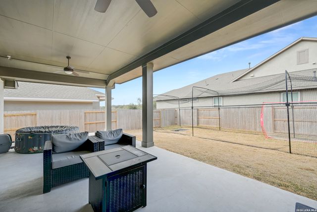 1693 Hidden Fox, New Braunfels, TX 78132