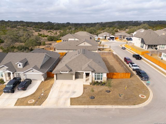 1693 Hidden Fox, New Braunfels, TX 78132