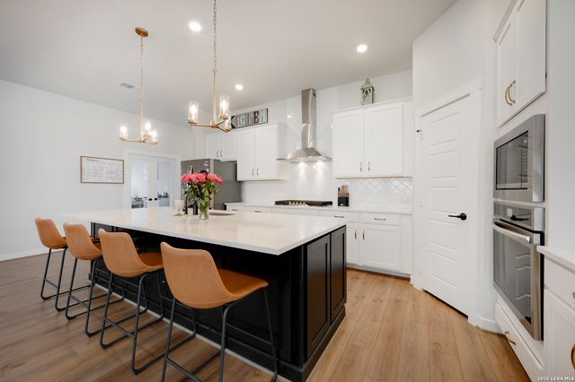 1693 Hidden Fox, New Braunfels, TX 78132