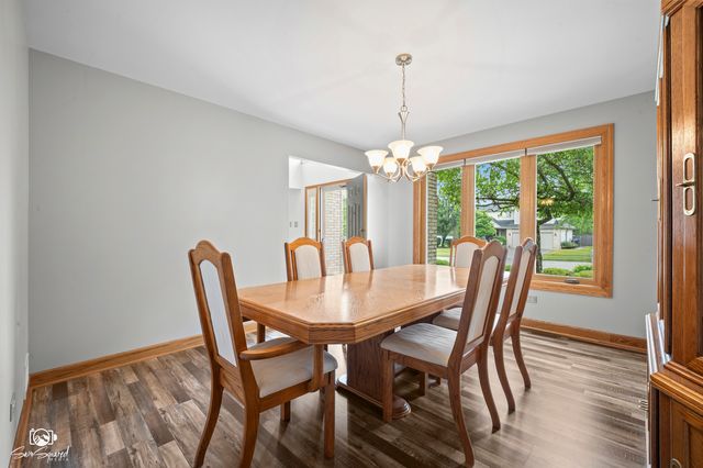 631 Vanderbilt Drive, New Lenox, IL 60451