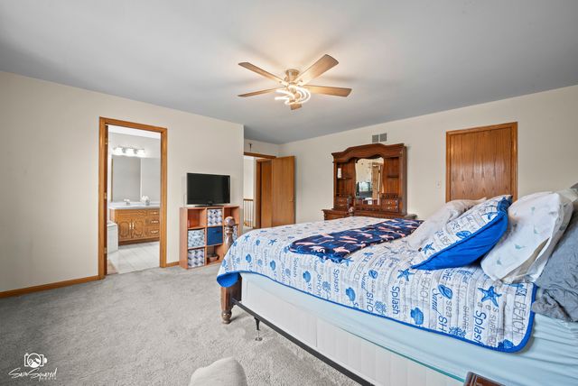 631 Vanderbilt Drive, New Lenox, IL 60451