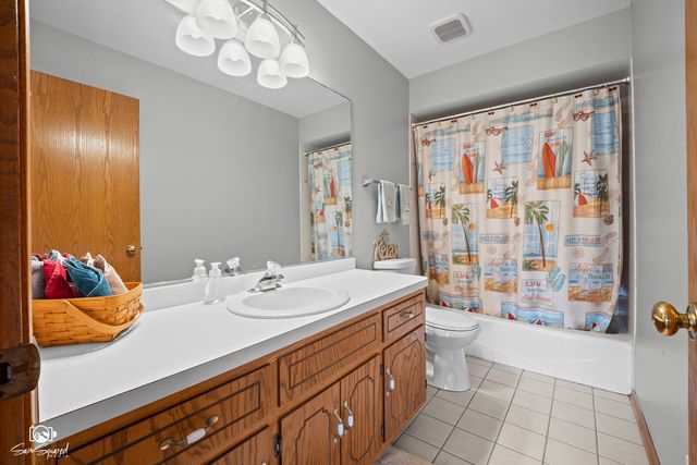 631 Vanderbilt Drive, New Lenox, IL 60451