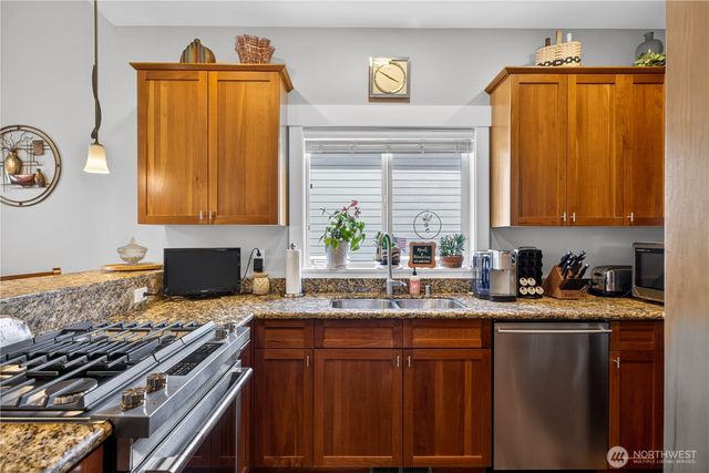 1618 28th Street, Anacortes, WA 98221