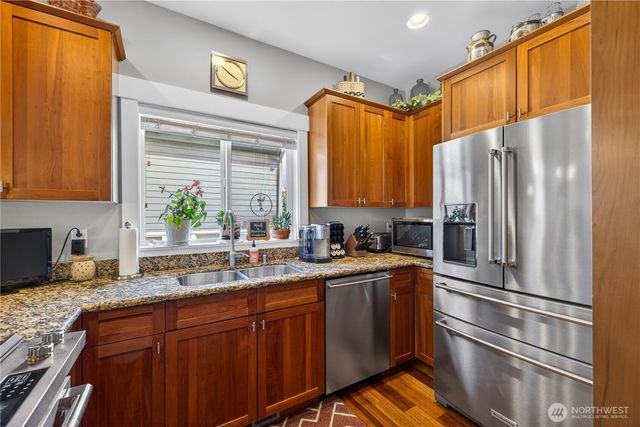 1618 28th Street, Anacortes, WA 98221