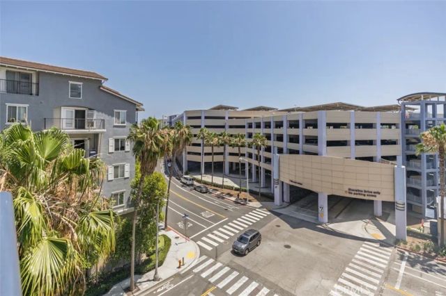 411 W Seaside Way 302, Long Beach, CA 90802