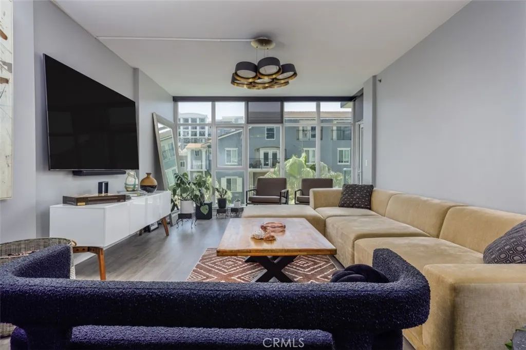 411 W Seaside Way 302, Long Beach, CA 90802