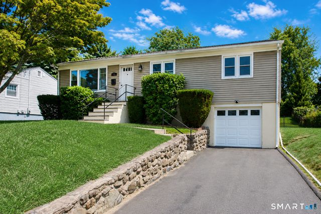 76 Jessie Drive, West Haven, CT 06516