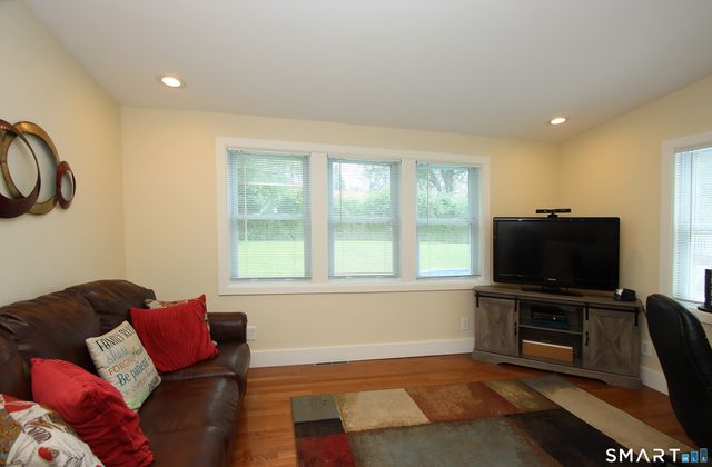 76 Jessie Drive, West Haven, CT 06516