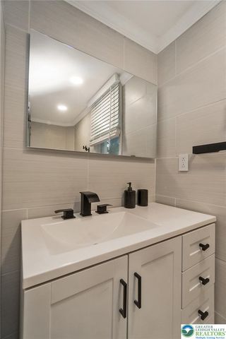 2102 West Broad Street, Bethlehem City, PA 18018