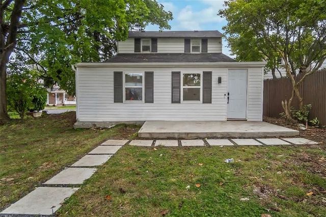 2102 West Broad Street, Bethlehem City, PA 18018