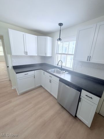 4218 W 143rd Street, Cleveland, OH 44135