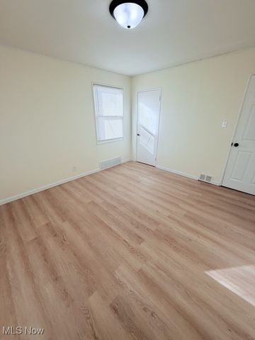 4218 W 143rd Street, Cleveland, OH 44135