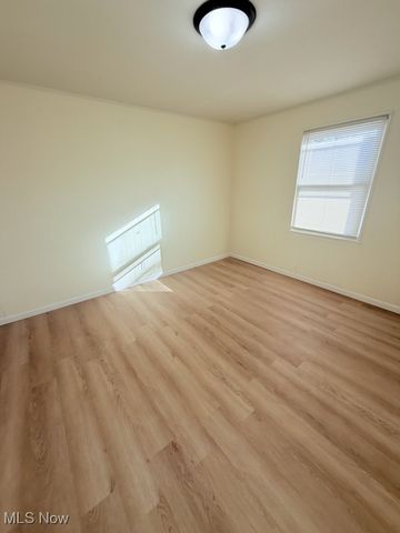 4218 W 143rd Street, Cleveland, OH 44135