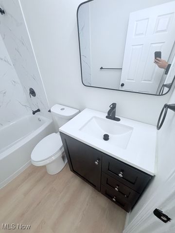 4218 W 143rd Street, Cleveland, OH 44135