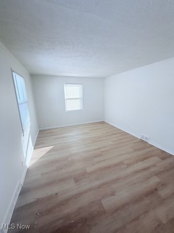 4218 W 143rd Street, Cleveland, OH 44135