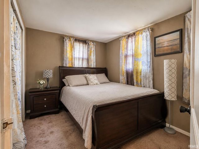 125 E Maple Grove, Fort Wayne, IN 46806