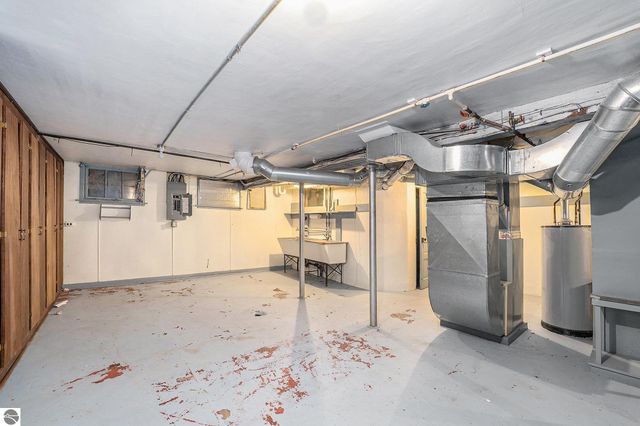 211 E Division Street, Cadillac, MI 49601