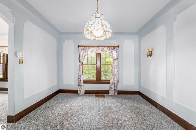 211 E Division Street, Cadillac, MI 49601