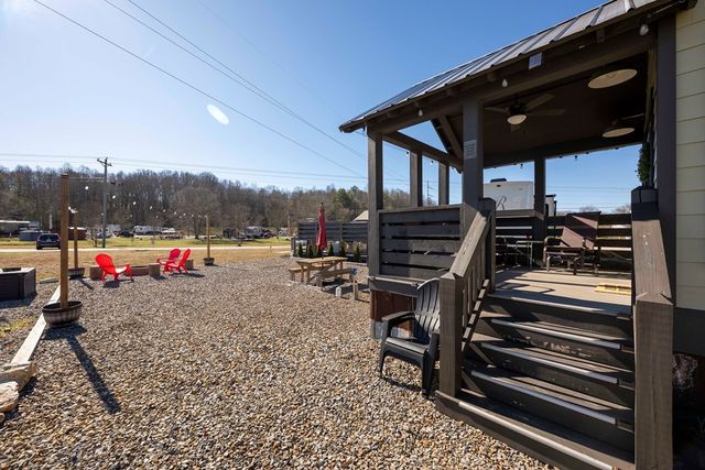 192 Mountain Meadows Drive, Morganton, GA 30560