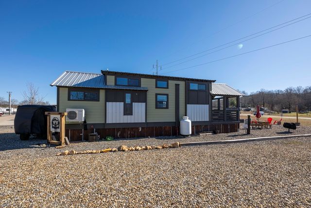 192 Mountain Meadows Drive, Morganton, GA 30560