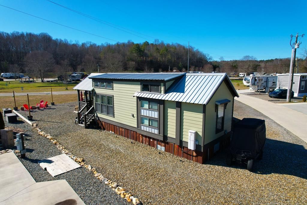 192 Mountain Meadows Drive, Morganton, GA 30560