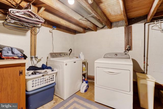 34 HIGH ST, Glen Rock, PA 17327