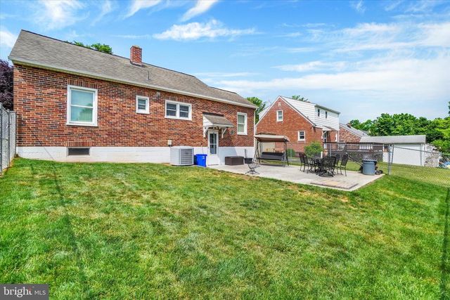 34 HIGH ST, Glen Rock, PA 17327