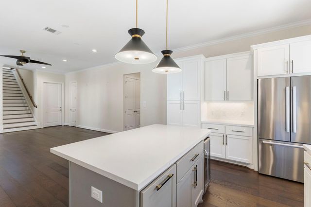 106 Magnolia Green Street, Shenandoah, TX 77384