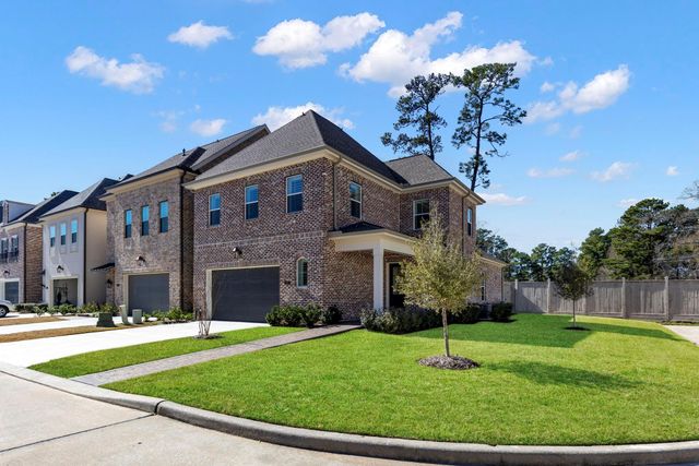 106 Magnolia Green Street, Shenandoah, TX 77384