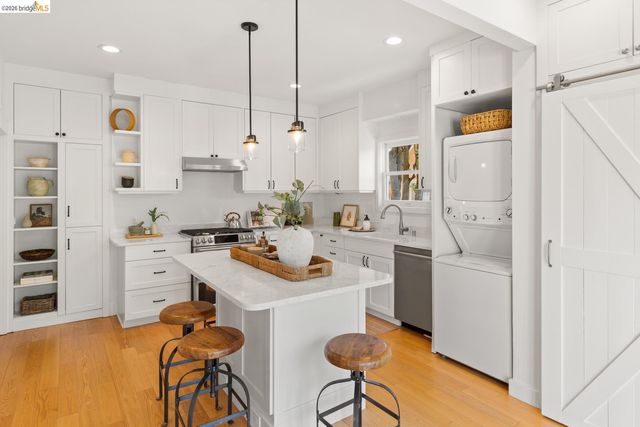 1021 Colusa Ave, Berkeley, CA 94707