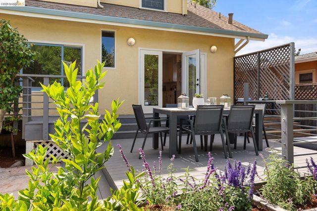 1021 Colusa Ave, Berkeley, CA 94707