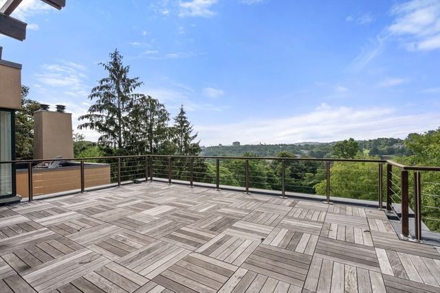 225 Kenrick Street 225, Newton, MA 02458