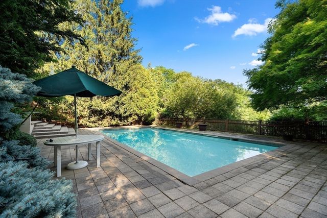 225 Kenrick Street 225, Newton, MA 02458