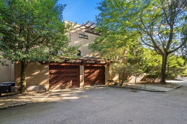 225 Kenrick Street 225, Newton, MA 02458