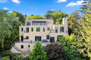 225 Kenrick Street 225, Newton, MA 02458