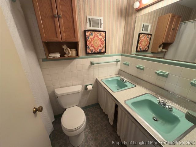 600 W 19th Street, Lumberton, NC 28358