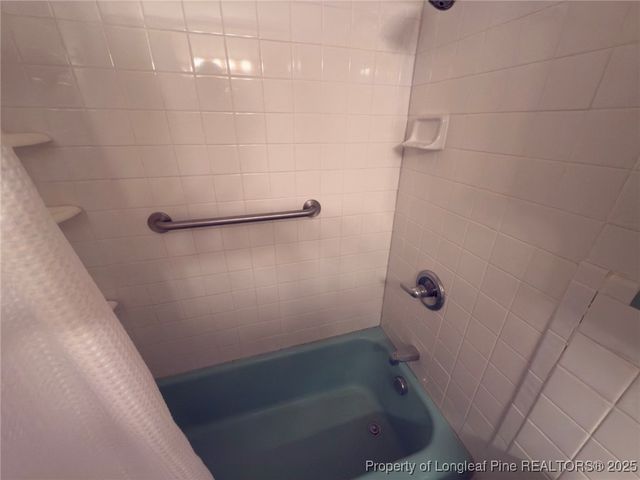 600 W 19th Street, Lumberton, NC 28358