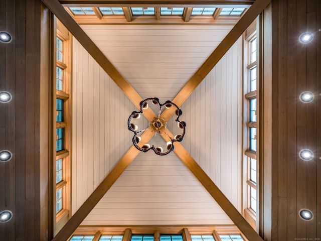 30 Meeting House Lane, Madison, CT 06443